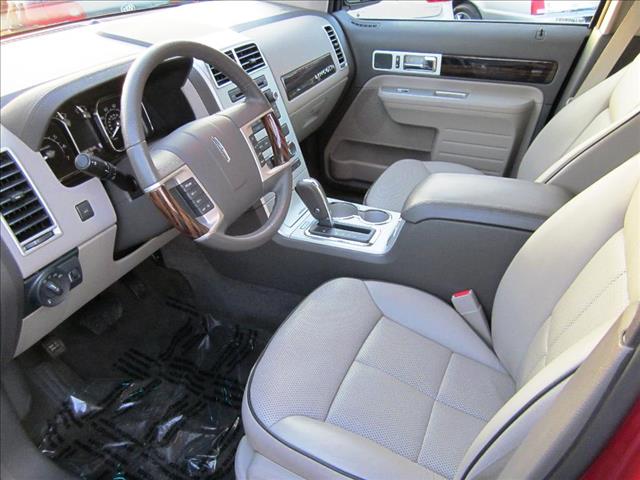 2010 Lincoln MKX Base