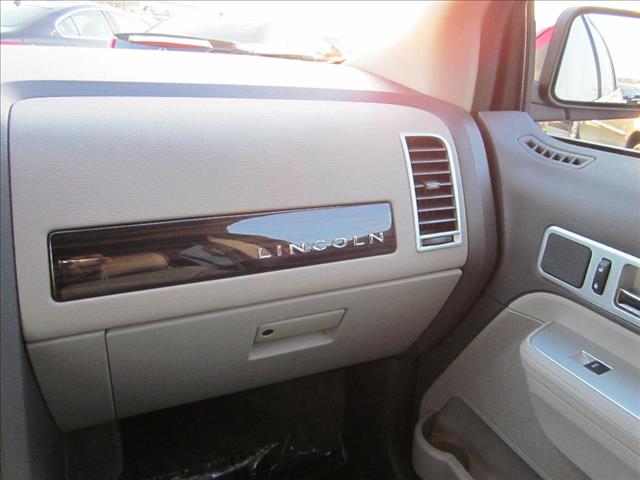 2010 Lincoln MKX Base