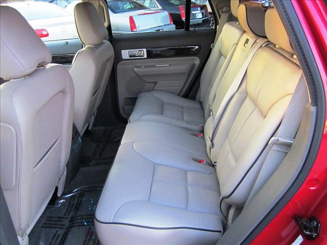 2010 Lincoln MKX Base