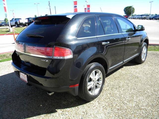 2010 Lincoln MKX 2 Dr SC2 Coupe