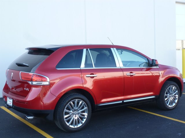 2011 Lincoln MKX Base