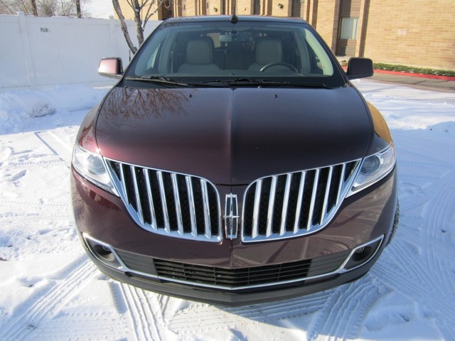 2011 Lincoln MKX Base