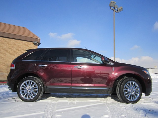 2011 Lincoln MKX Base