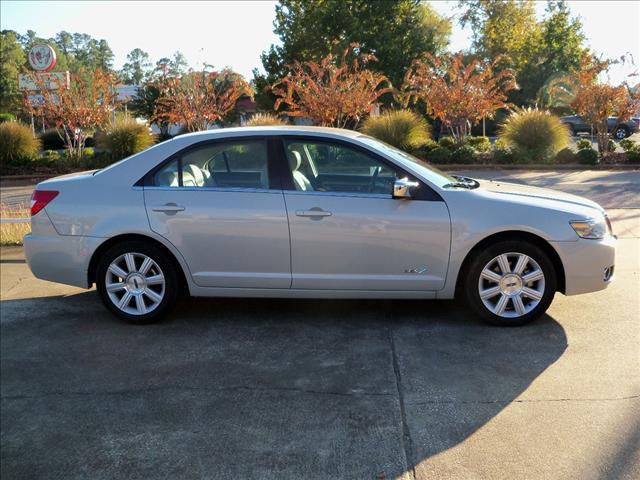 2007 Lincoln MKZ Base