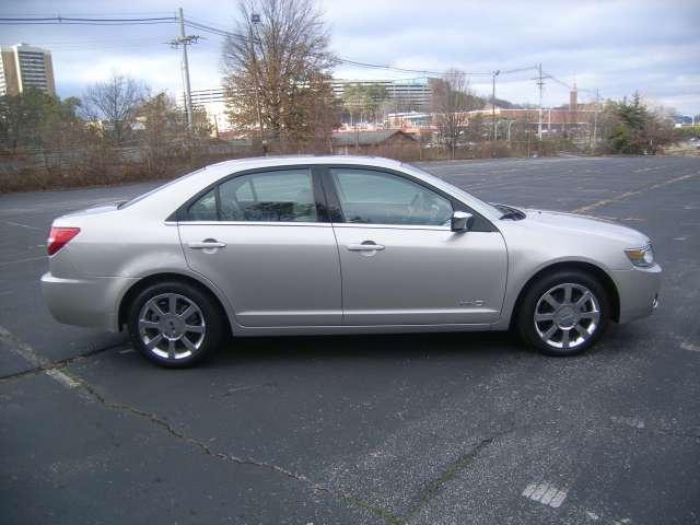 2007 Lincoln MKZ Base