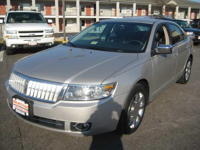 2007 Lincoln MKZ Base