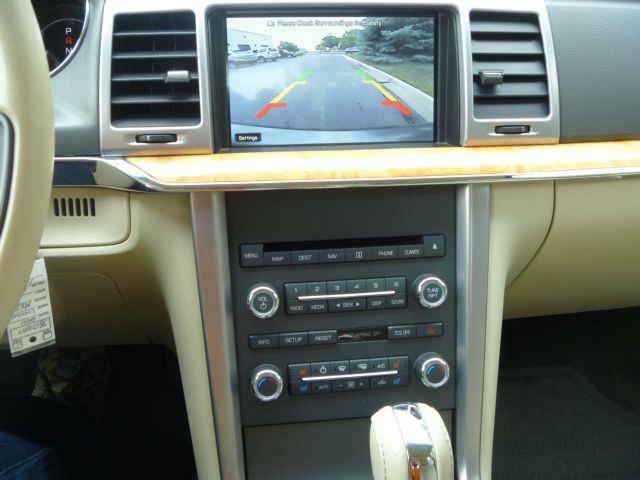 2011 Lincoln MKZ EX - DUAL Power Doors