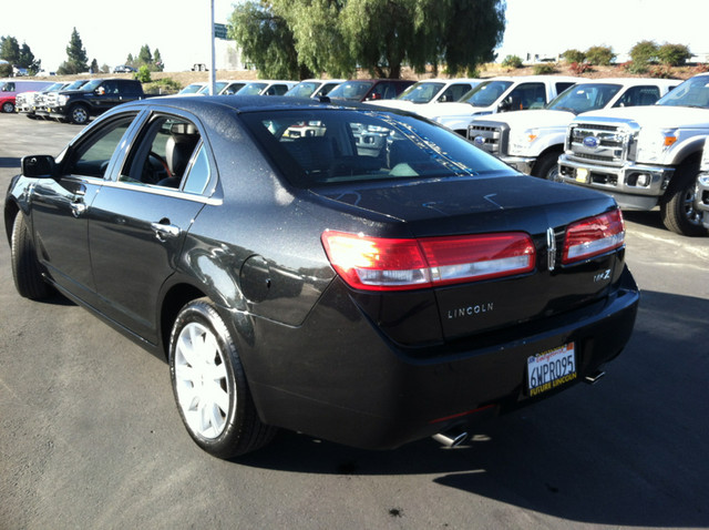 2012 Lincoln MKZ Base