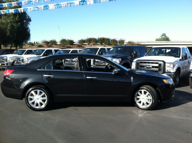 2012 Lincoln MKZ Base