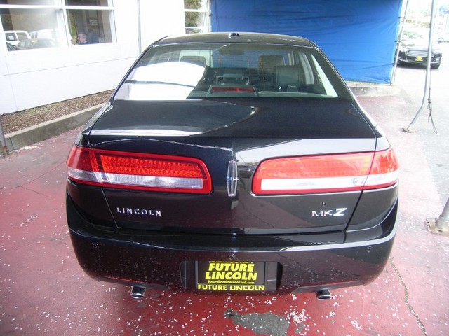 2012 Lincoln MKZ Base