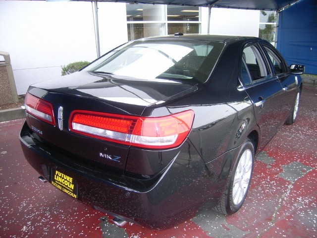 2012 Lincoln MKZ Base