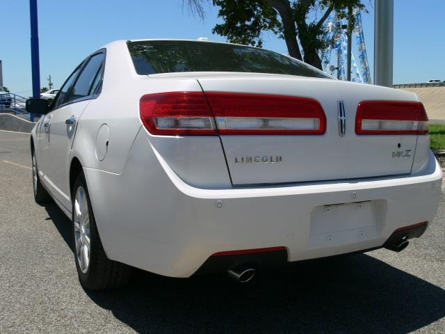 2012 Lincoln MKZ Base