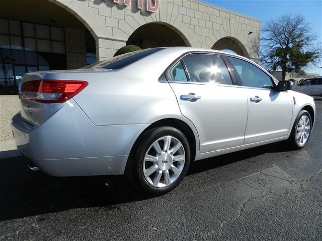 2012 Lincoln MKZ Base