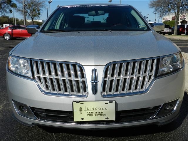 2012 Lincoln MKZ Base