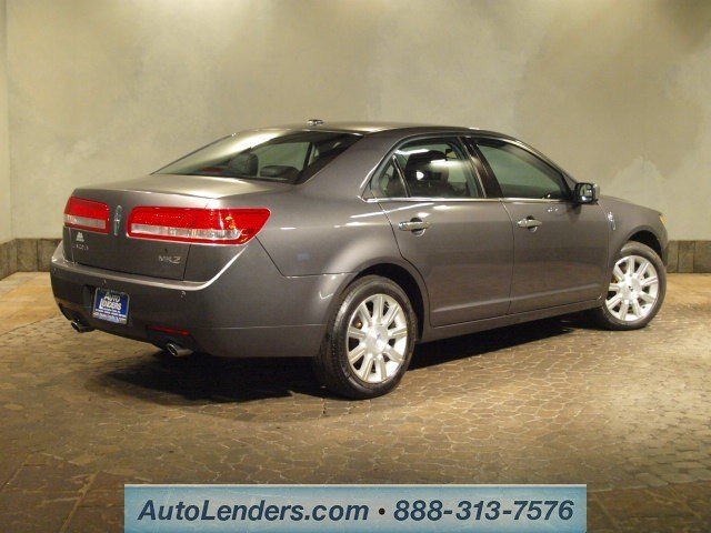 2012 Lincoln MKZ Base