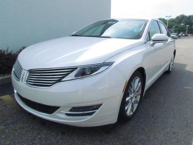 2013 Lincoln MKZ Base