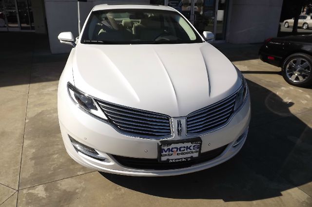 2013 Lincoln MKZ EX - DUAL Power Doors