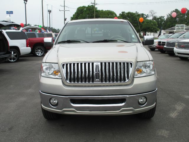 2006 Lincoln Mark LT Ram 3500 Diesel 2-WD