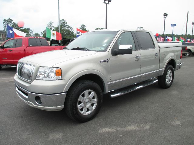 2006 Lincoln Mark LT Ram 3500 Diesel 2-WD