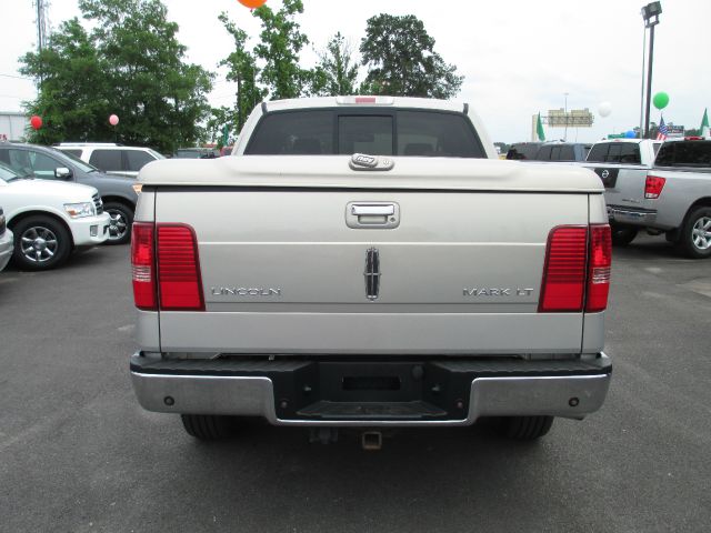 2006 Lincoln Mark LT Ram 3500 Diesel 2-WD