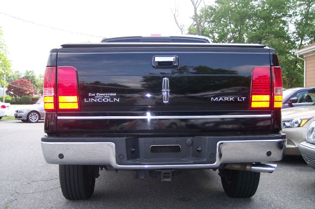 2006 Lincoln Mark LT Ram 3500 Diesel 2-WD