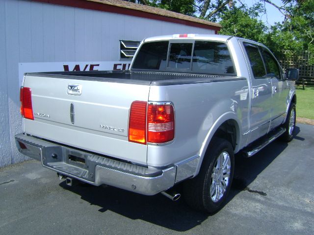 2007 Lincoln Mark LT Ram 3500 Diesel 2-WD