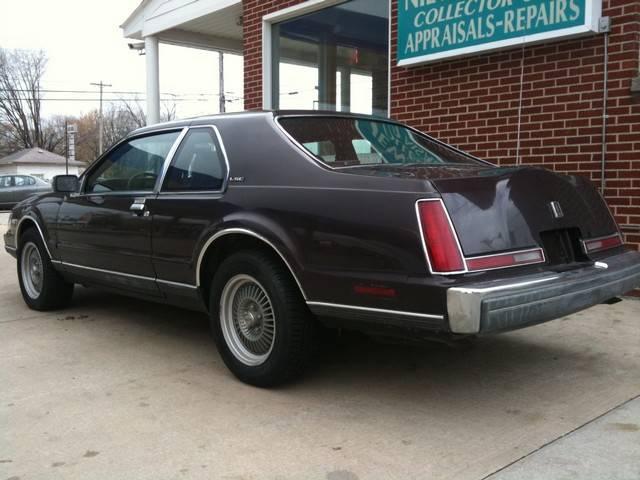 1988 Lincoln Mark VII AWD Sedan