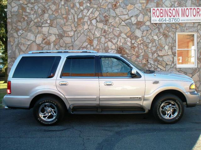 1998 Lincoln Navigator SLT 25