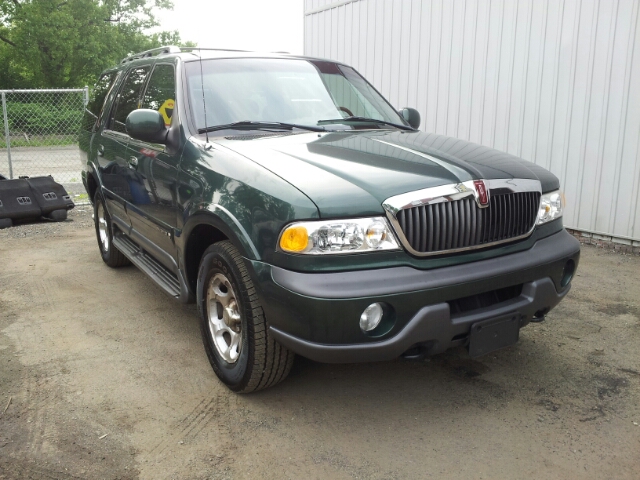 1998 Lincoln Navigator Ram 3500 Diesel 2-WD