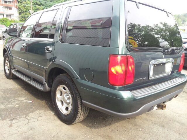 1998 Lincoln Navigator Ram 3500 Diesel 2-WD