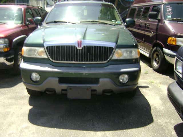 1998 Lincoln Navigator Ram 3500 Diesel 2-WD