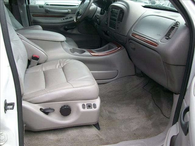 1998 Lincoln Navigator Base