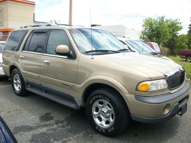 1998 Lincoln Navigator Ram 3500 Diesel 2-WD