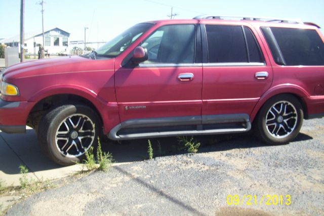 1998 Lincoln Navigator Ram 3500 Diesel 2-WD