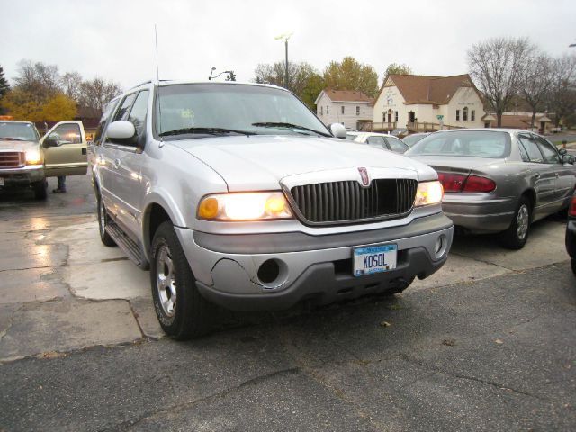 1998 Lincoln Navigator Ram 3500 Diesel 2-WD