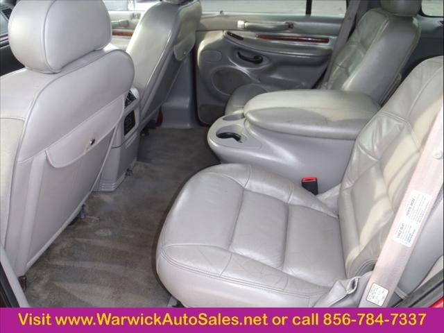 1998 Lincoln Navigator Base