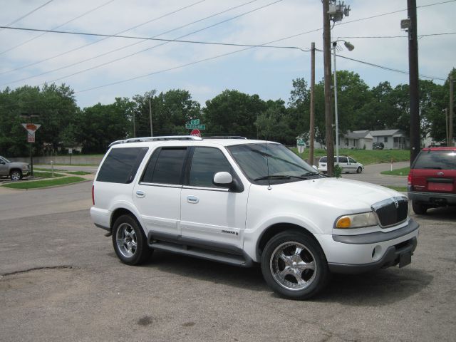 1998 Lincoln Navigator Ram 3500 Diesel 2-WD