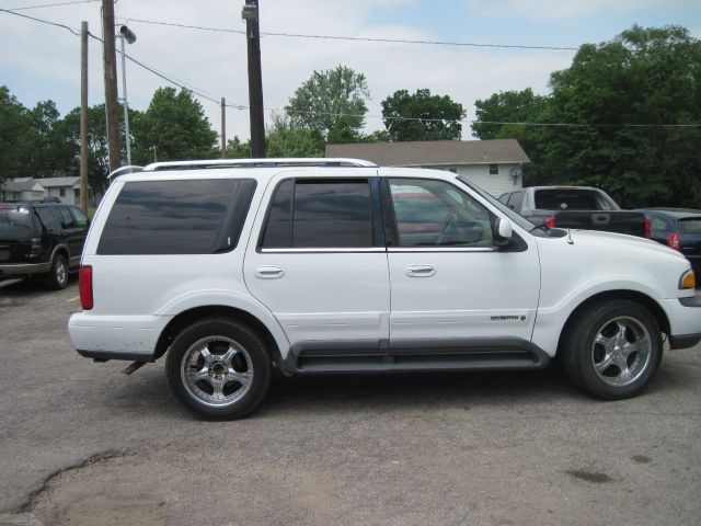 1998 Lincoln Navigator Ram 3500 Diesel 2-WD