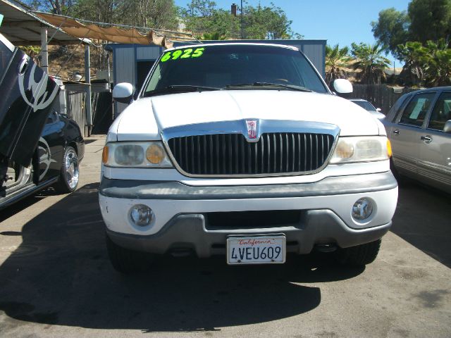 1999 Lincoln Navigator Ram 3500 Diesel 2-WD