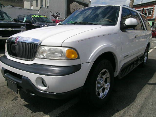 1999 Lincoln Navigator Ram 3500 Diesel 2-WD