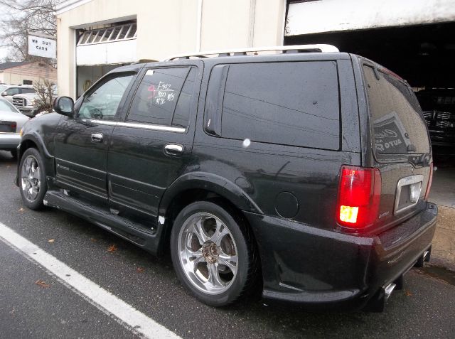 2000 Lincoln Navigator Ram 3500 Diesel 2-WD