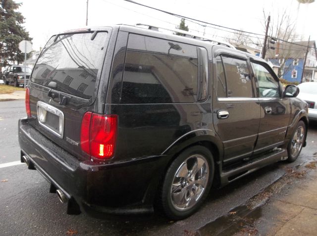 2000 Lincoln Navigator Ram 3500 Diesel 2-WD