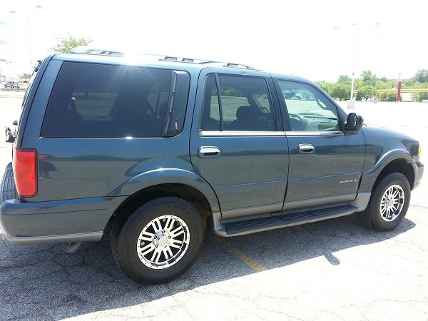 2000 Lincoln Navigator Ram 3500 Diesel 2-WD