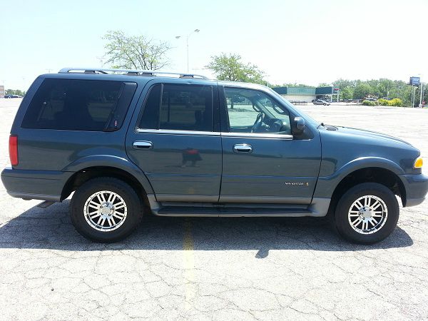 2000 Lincoln Navigator Ram 3500 Diesel 2-WD