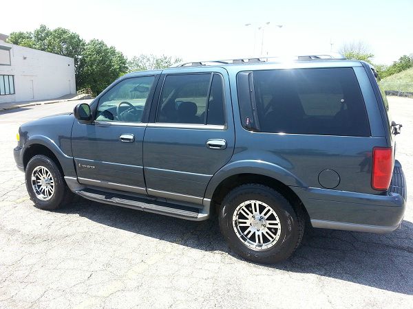 2000 Lincoln Navigator Ram 3500 Diesel 2-WD