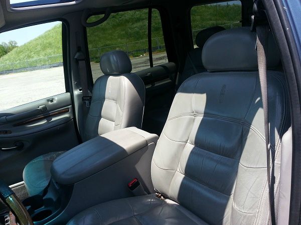 2000 Lincoln Navigator Ram 3500 Diesel 2-WD