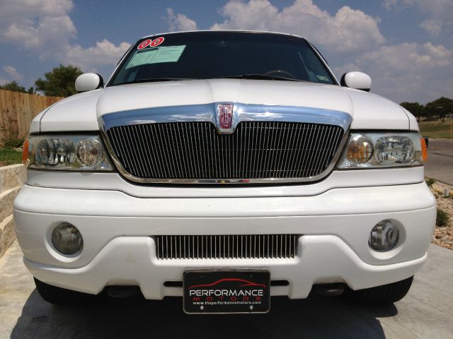 2000 Lincoln Navigator Ram 3500 Diesel 2-WD