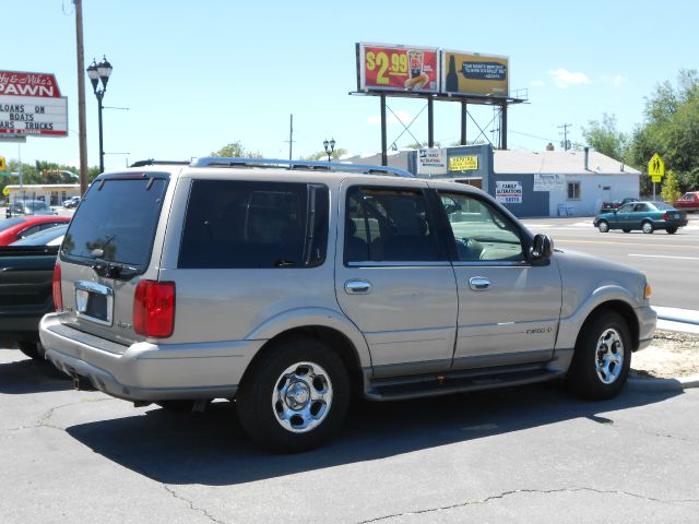 2000 Lincoln Navigator Ram 3500 Diesel 2-WD