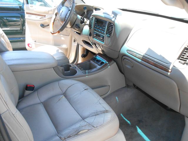 2000 Lincoln Navigator Ram 3500 Diesel 2-WD