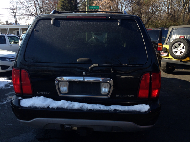 2000 Lincoln Navigator Ram 3500 Diesel 2-WD